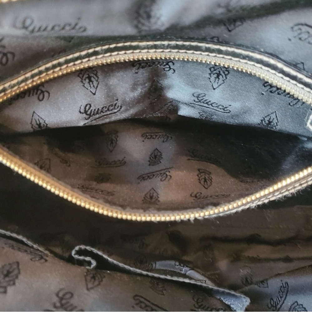 Gucci Black and Gold Satchel with Classic Design - Picture 15 of 16